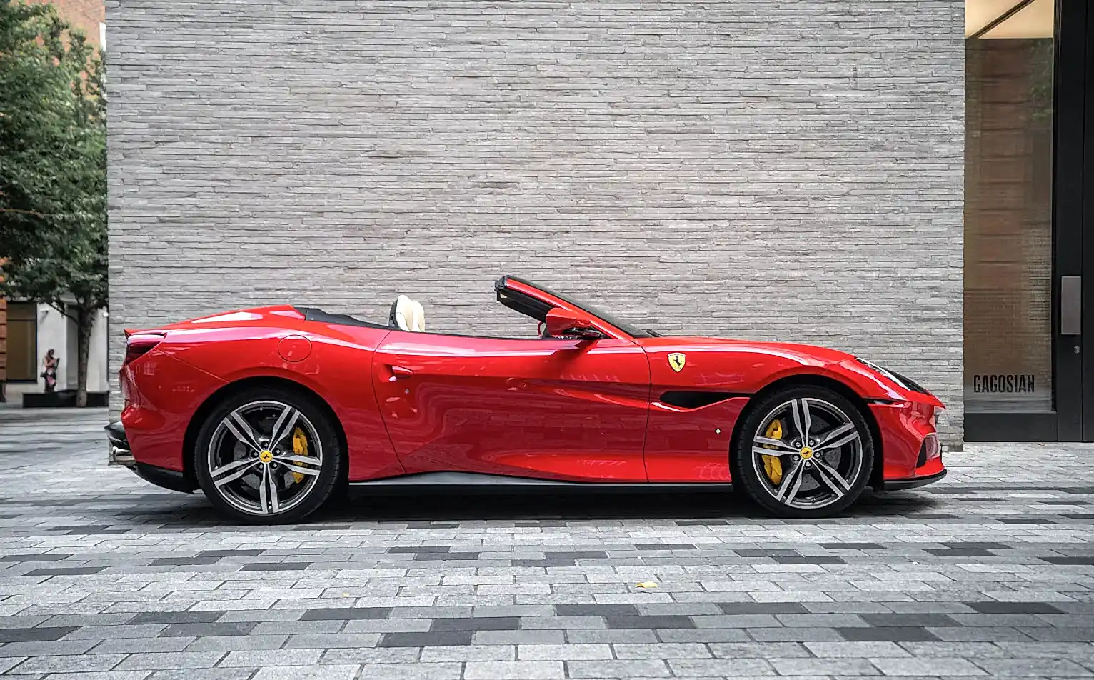 Ferrari - Image 4