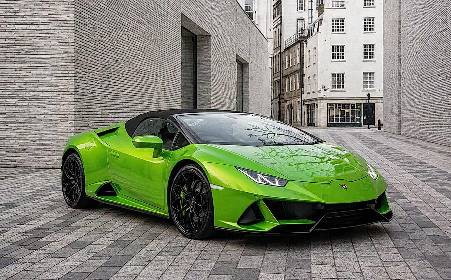 Lamborghini - Image 1
