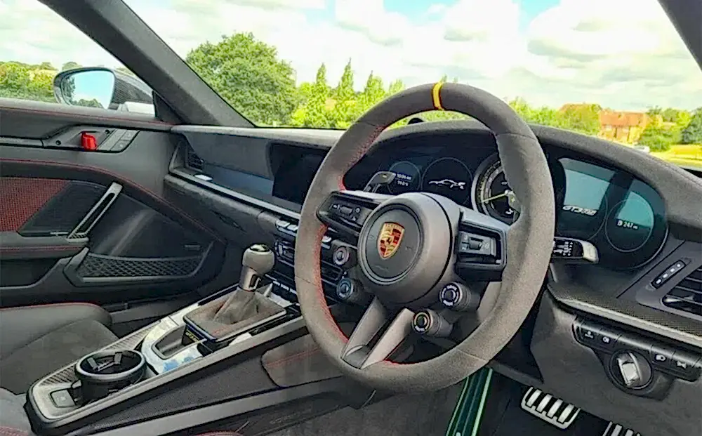 Porsche 911 - Image 2