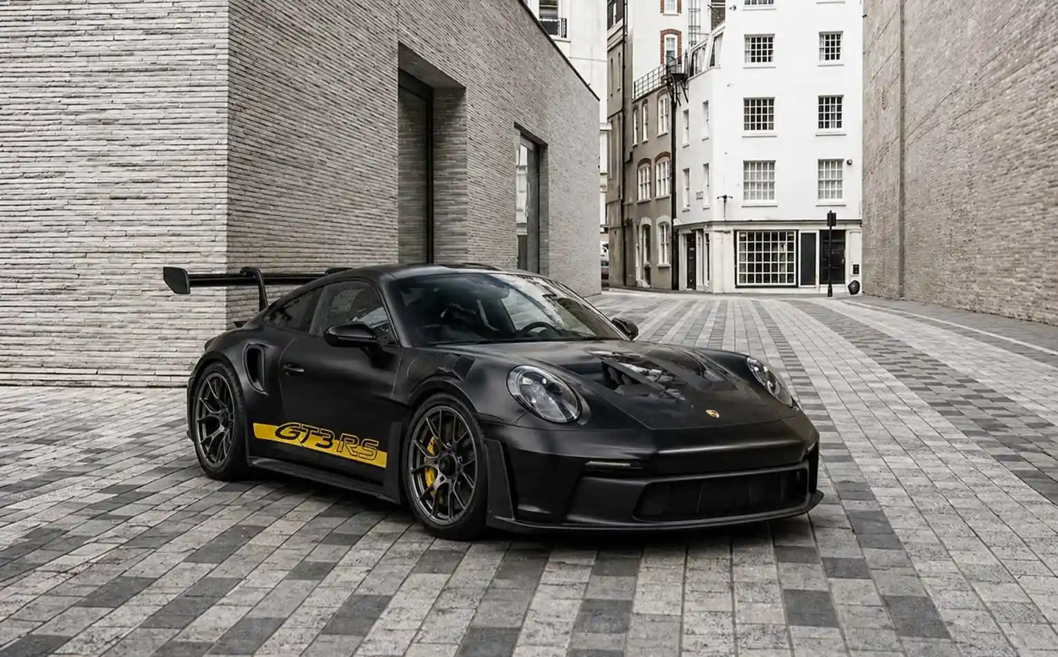 Porsche 911 - Image 1