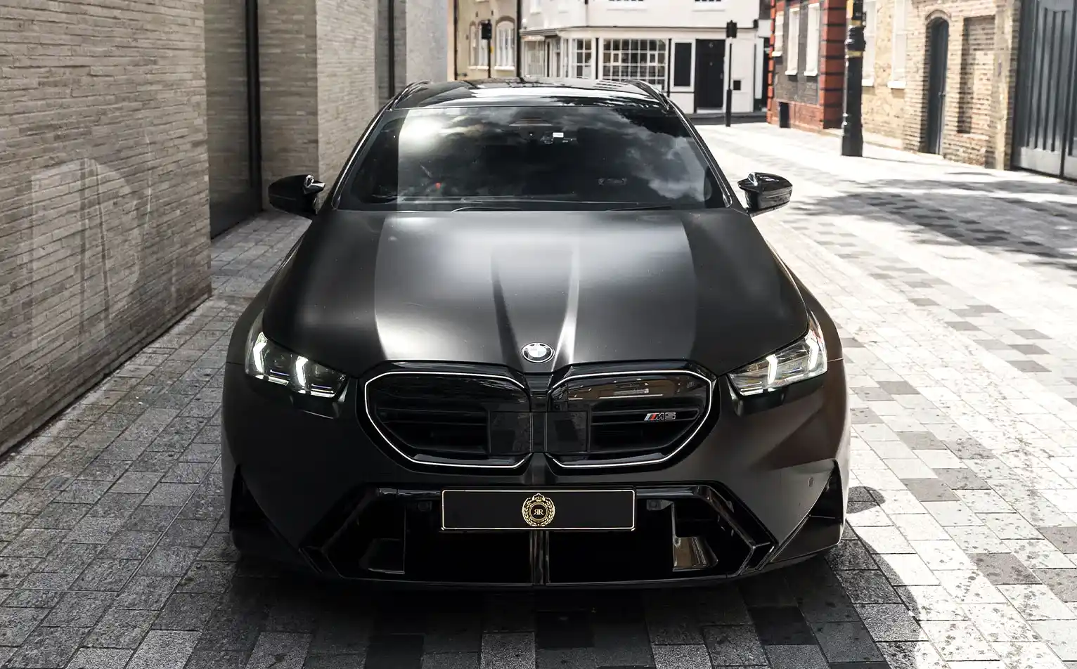 BMW - Image 14