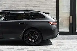 BMW - Image 4