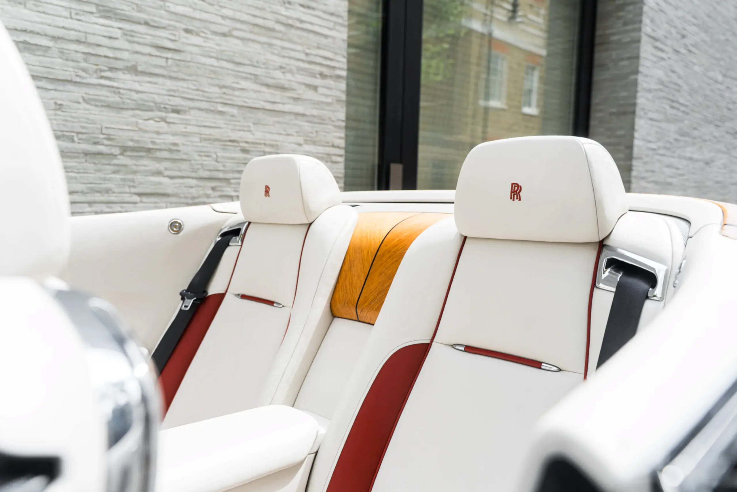 Rolls Royce - Image 12